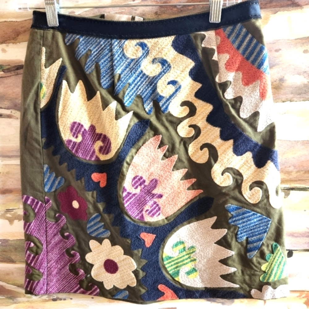 ANTHRO Tulipa Vanessa Virginia Cotton Floral 19" Embroidery Green Pencil Skirt 2 - Picture 2 of 16